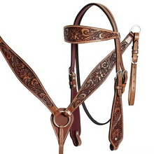 Horse breastplate